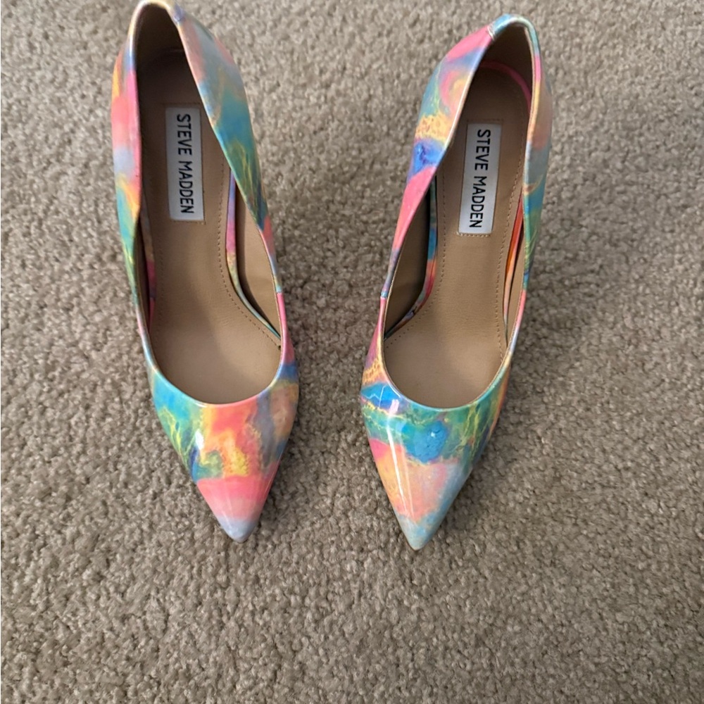 Steve Madden Multicolor Patent Pointed Toe Pumps